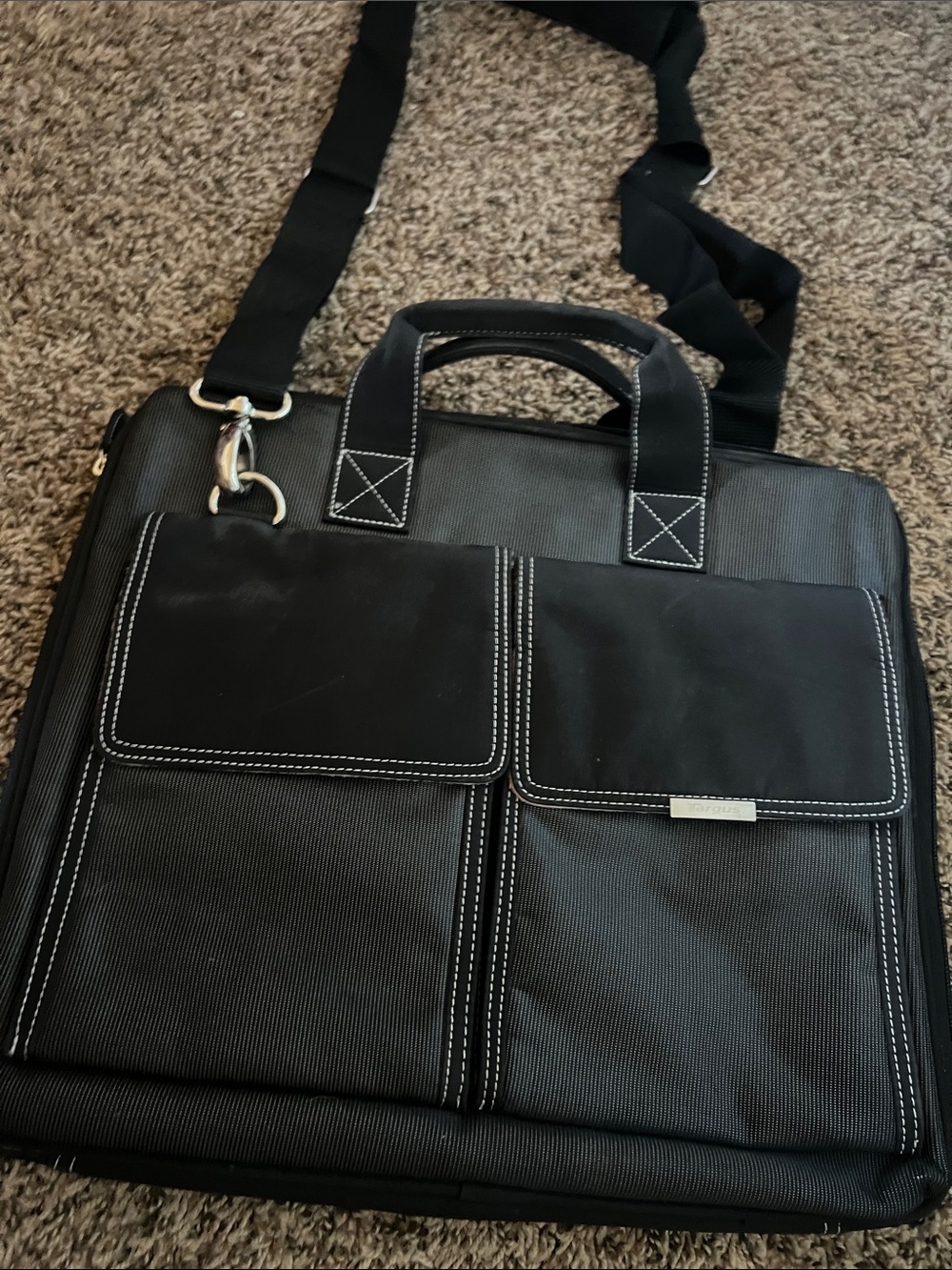 Targus Black Laptop Briefcase with Dual Front Pockets